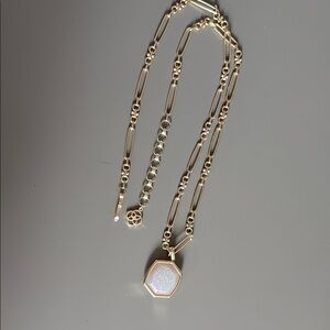 Kendra Scott Gold and White Necklace